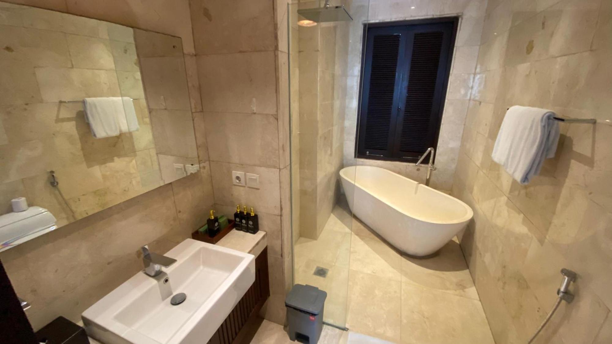 Djabu Canggu Beach Villa Екстер'єр фото